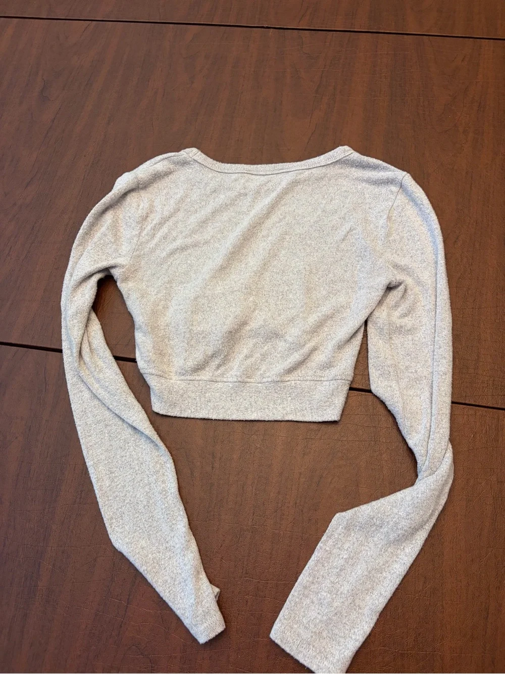 Altar'd State Light Heather Gray Cropped Cross-Front Long Sleeve Top